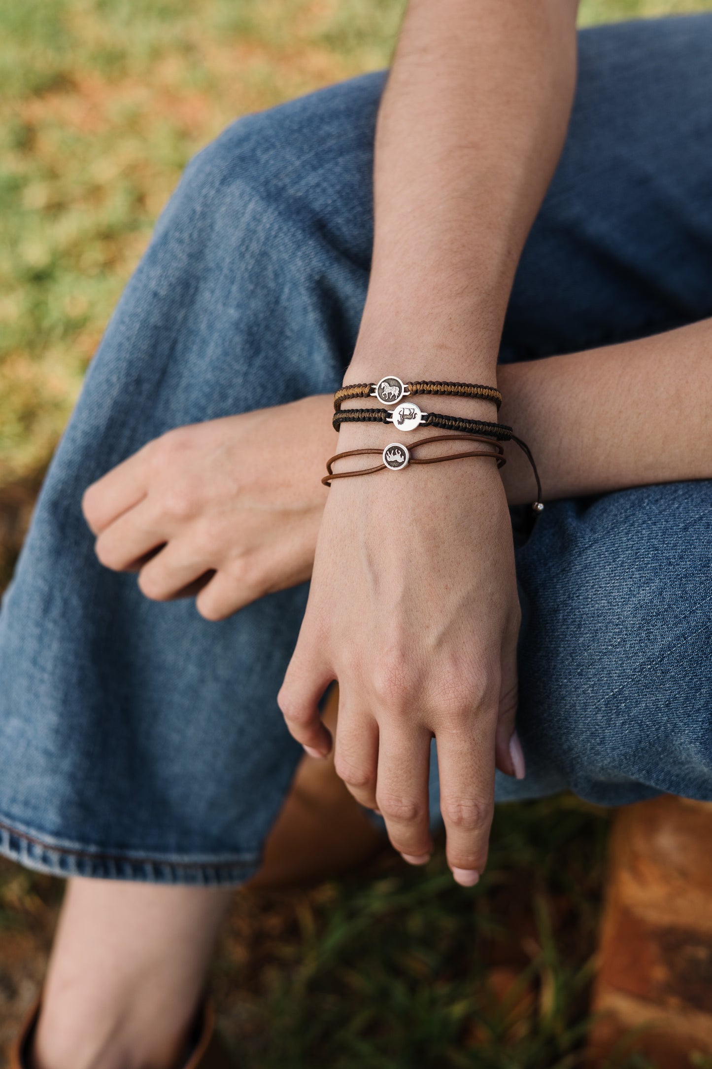 Walking Horse Bead Pendant on Double Leather